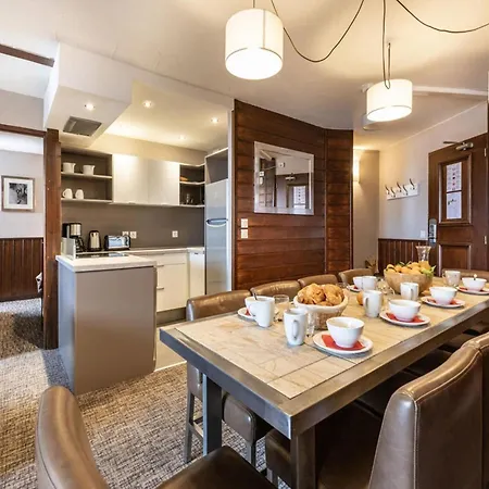 Woodsy Retreat In The Alps Appartement Val Thorens