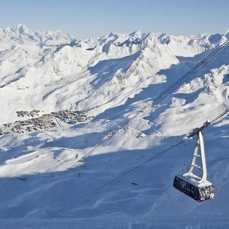 Woodsy Retreat In The Alps Appartement Val Thorens